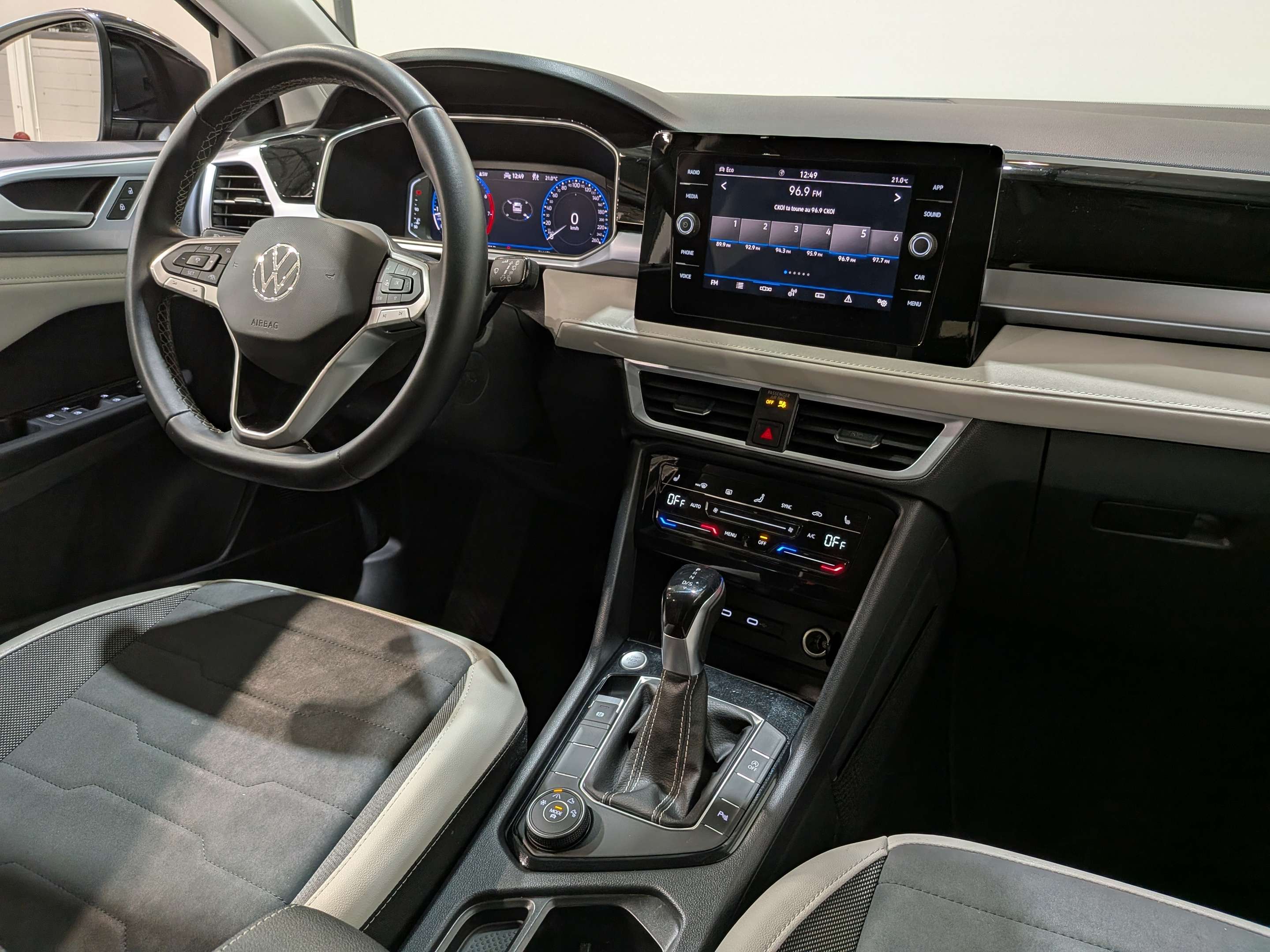 Volkswagen Taos 2025