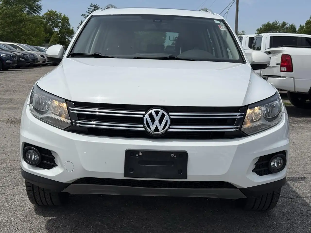 Volkswagen Tiguan снимка Volkswagen Tiguan
