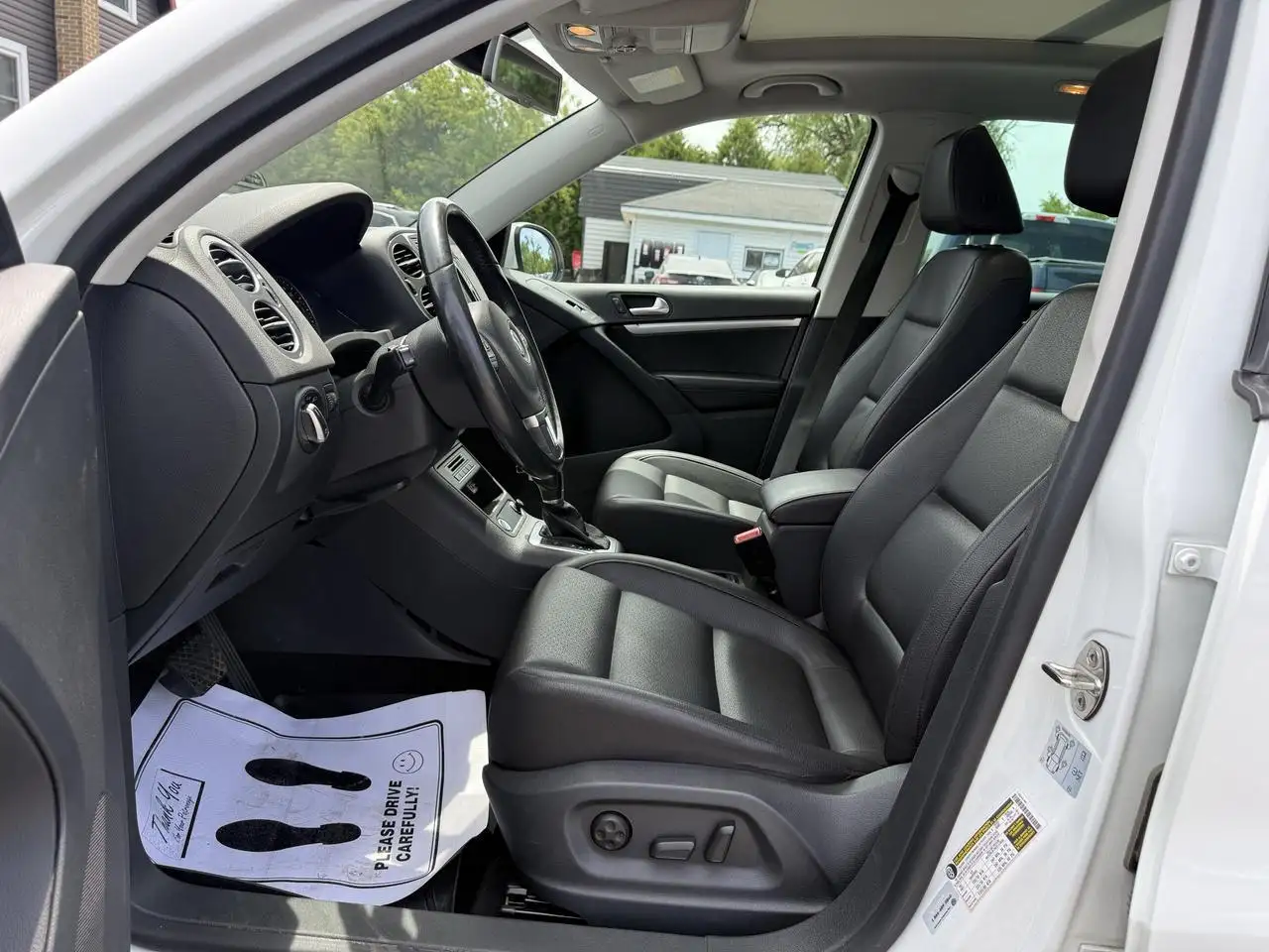 Volkswagen Tiguan снимка Volkswagen Tiguan
