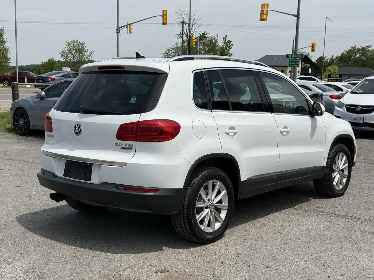 Volkswagen Tiguan снимка Volkswagen Tiguan