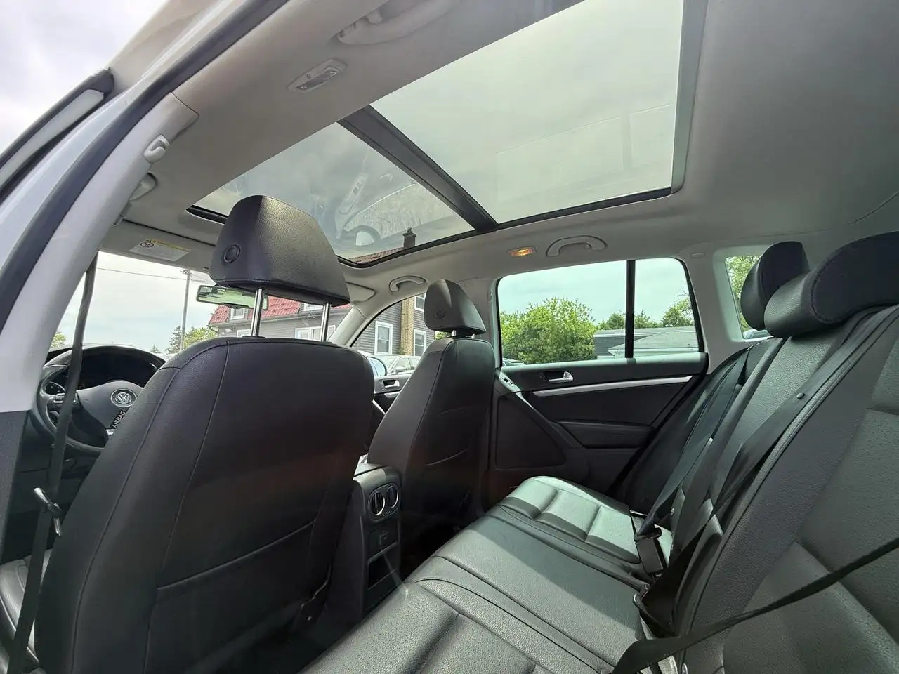 Volkswagen Tiguan снимка Volkswagen Tiguan