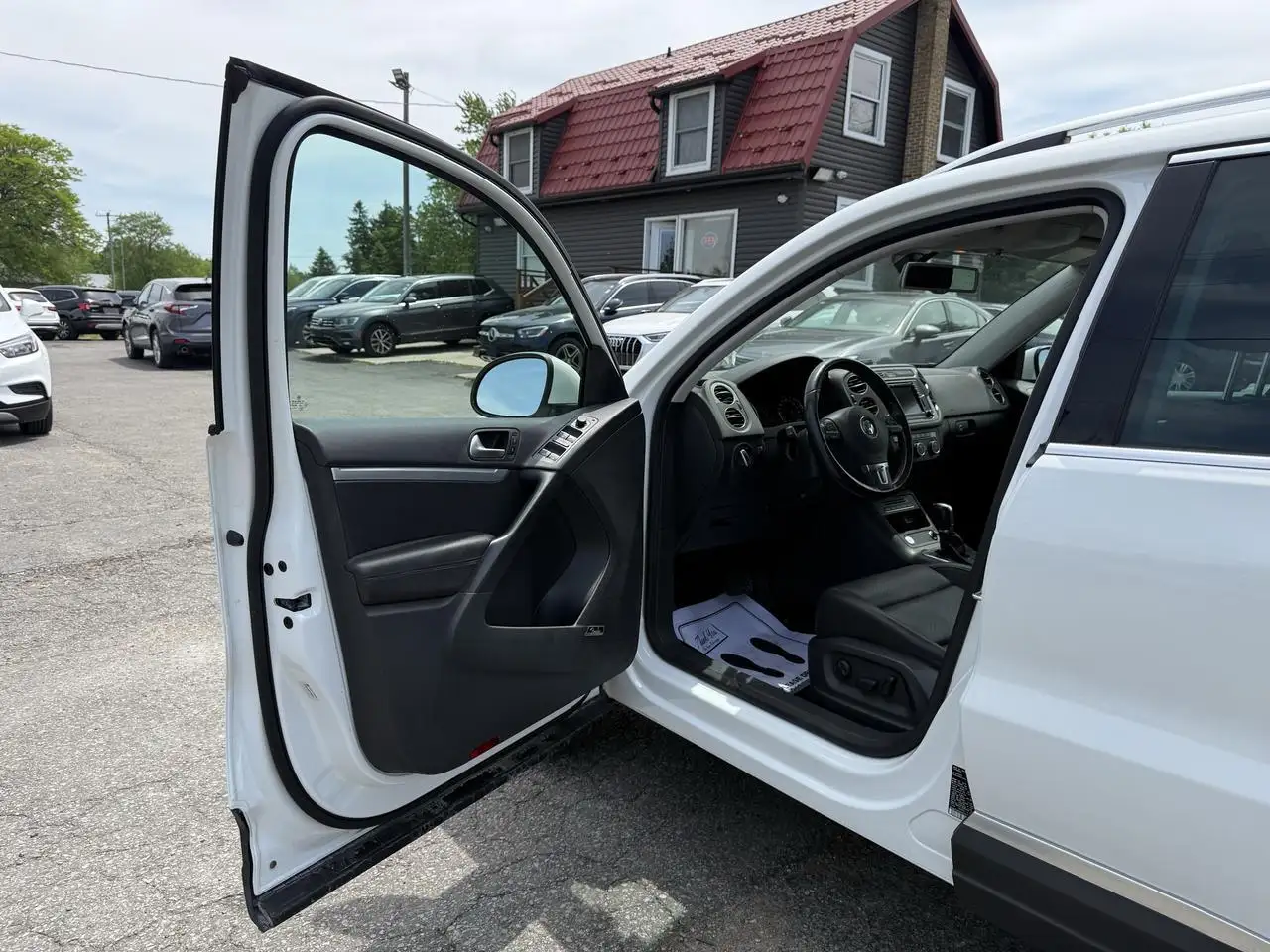 Volkswagen Tiguan снимка Volkswagen Tiguan
