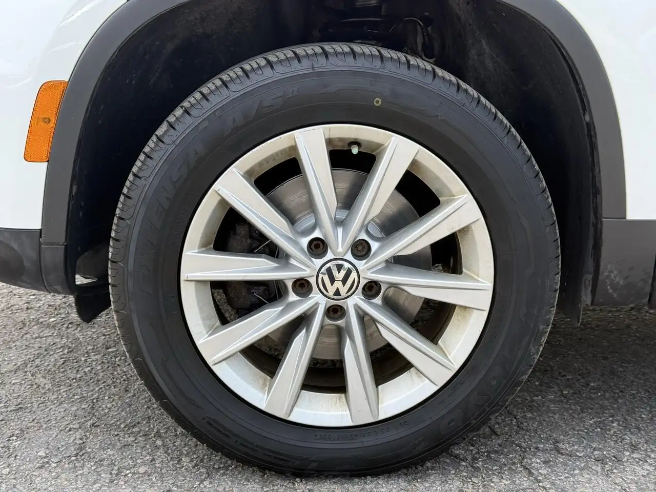 Volkswagen Tiguan снимка Volkswagen Tiguan
