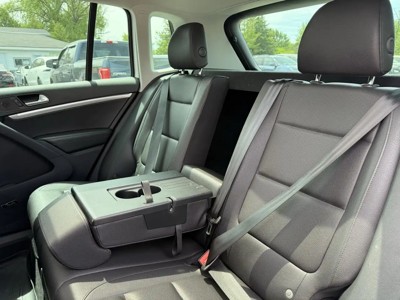 Volkswagen Tiguan снимка Volkswagen Tiguan