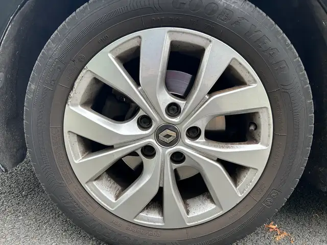 Renault Megane view 25