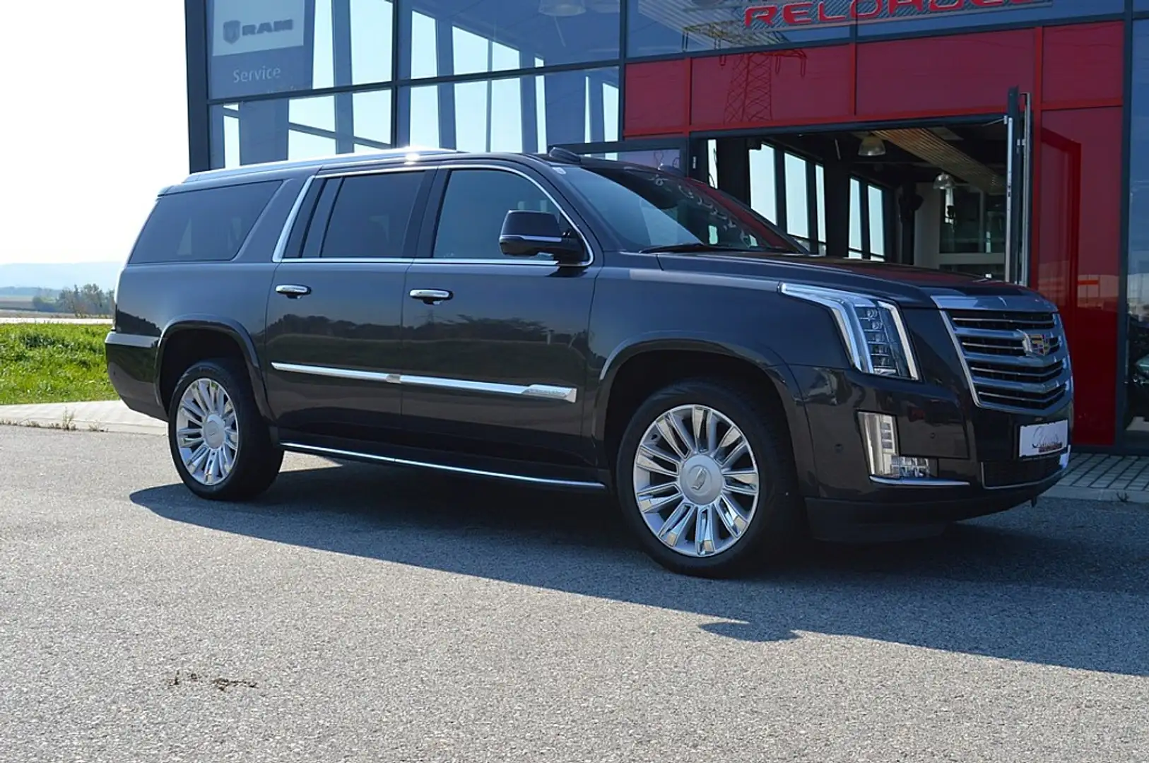 Cadillac Escalade ESV Platinum ESV Grau - 2