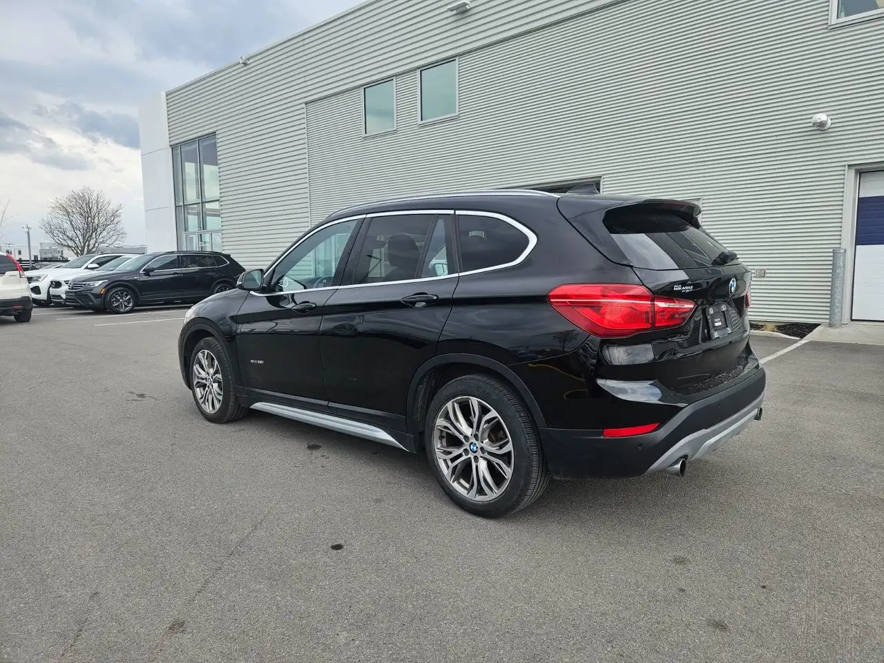 BMW X1 снимка BMW X1