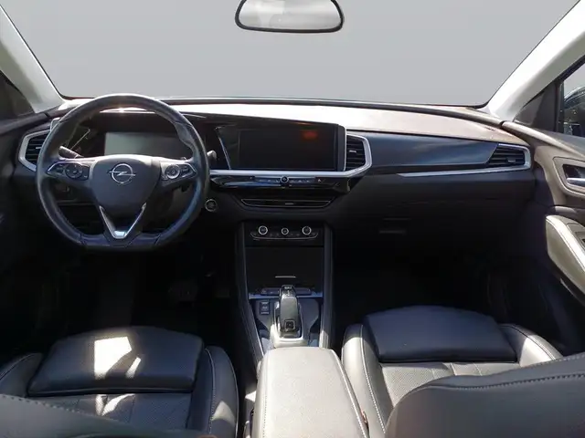 Opel Grandland view 10