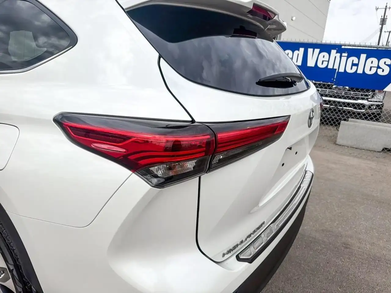 Toyota Highlander снимка Toyota Highlander