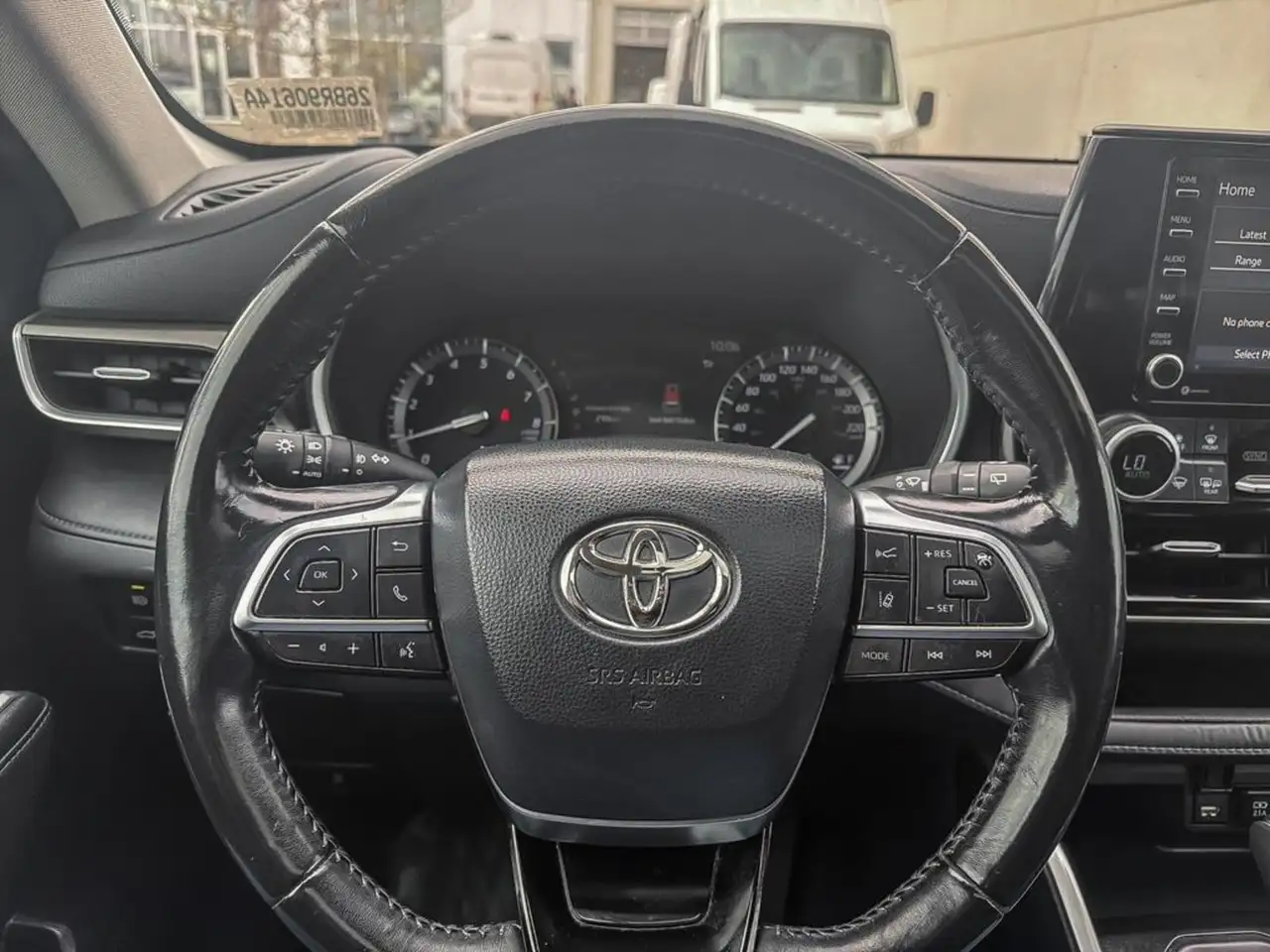 Toyota Highlander снимка Toyota Highlander