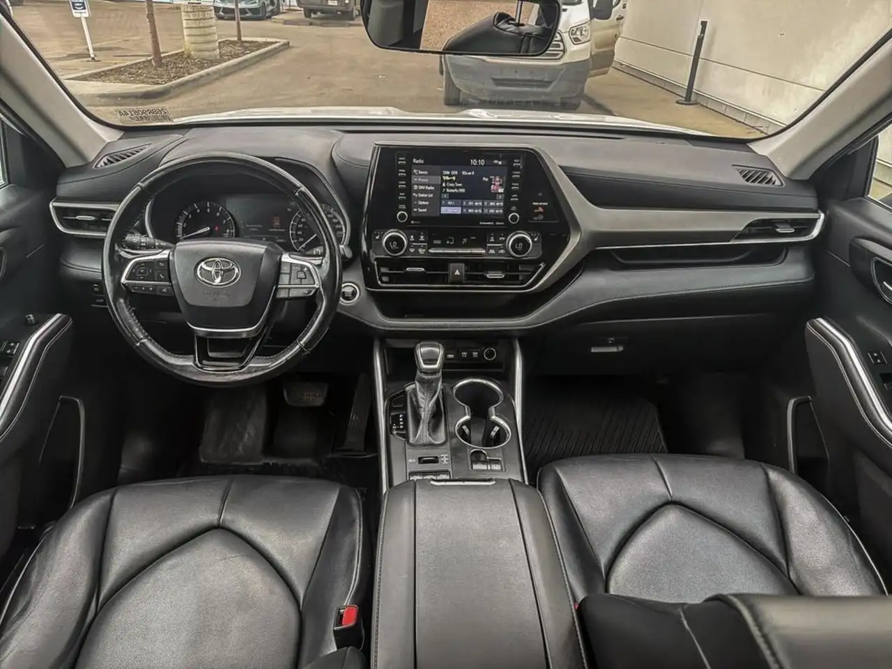 Toyota Highlander снимка Toyota Highlander