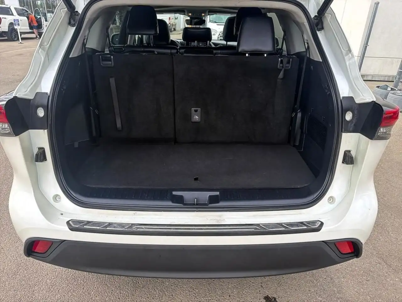 Toyota Highlander снимка Toyota Highlander