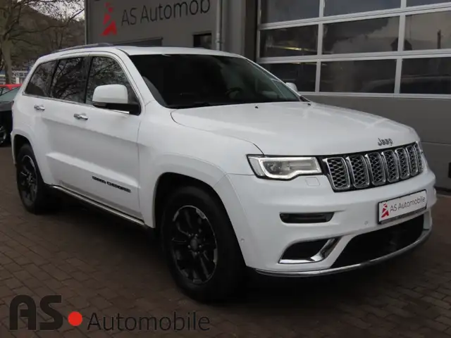 Jeep Grand Cherokee 3.0CRD 4X4 Summit 2.Hd*Pano*Kam*BiXen