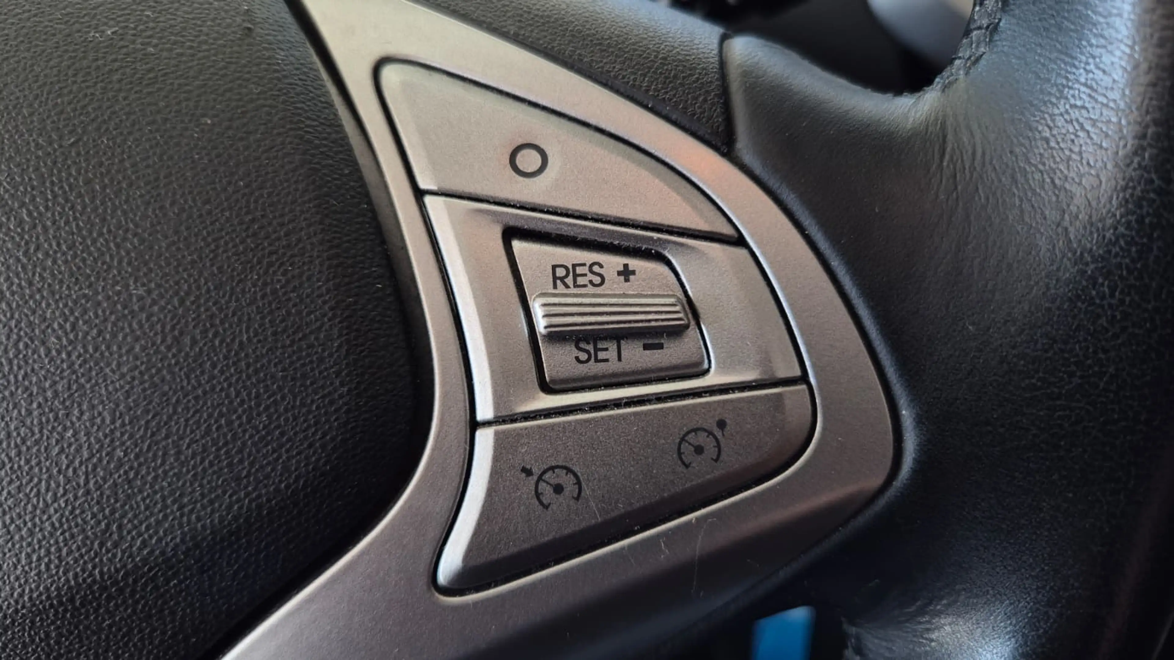 Hyundai iX20 ix20 1.6 blue Space+ *AHK*Navi*Kamera*Sitzhzg* — photo 11