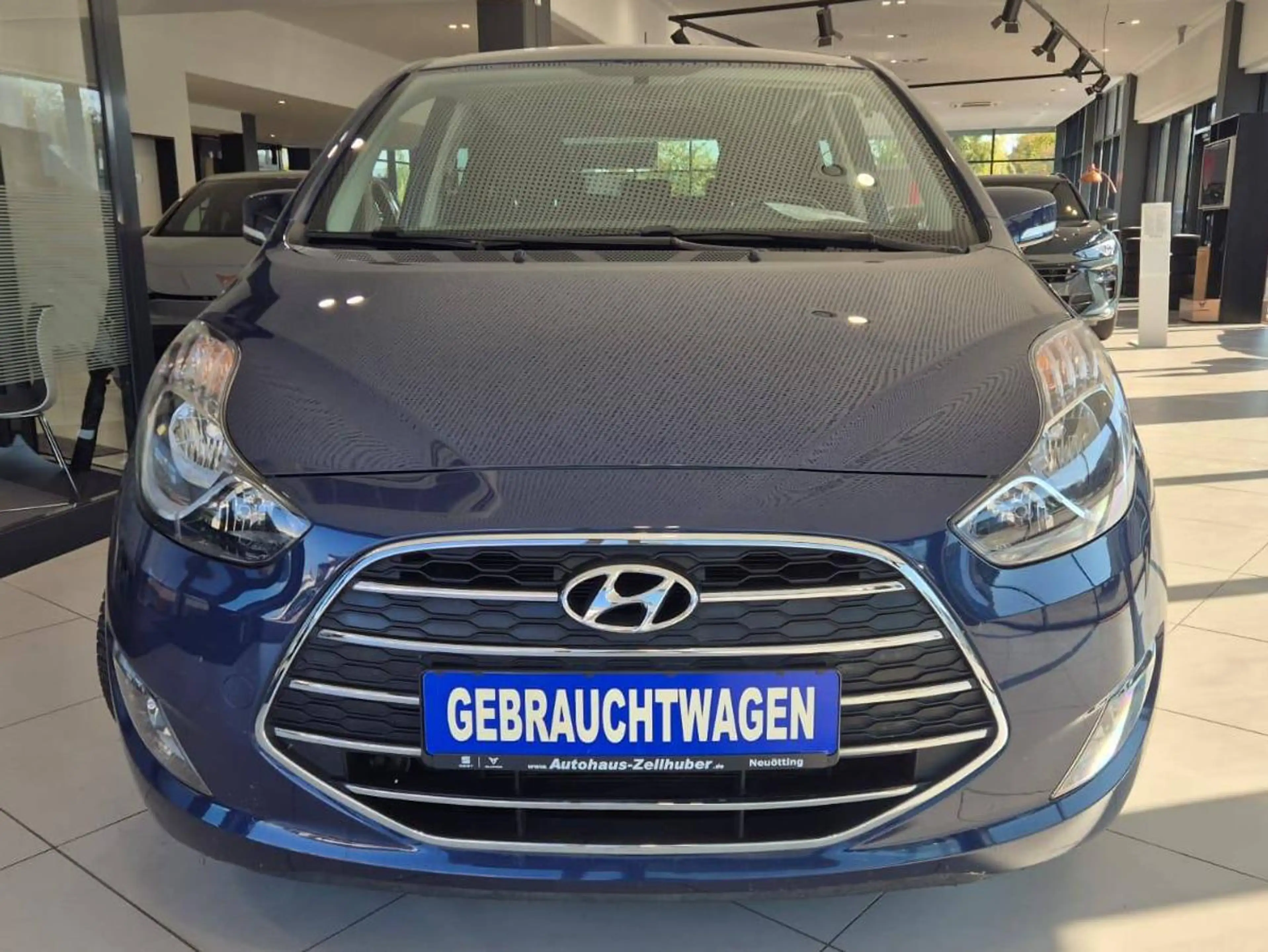 Hyundai iX20 ix20 1.6 blue Space+ *AHK*Navi*Kamera*Sitzhzg* — photo 2