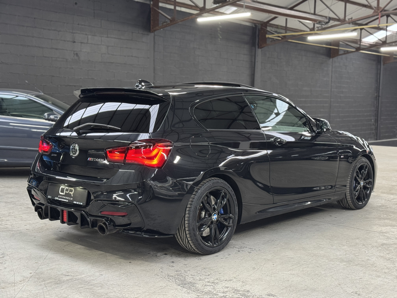 BMW 140 M140i * XDRIVE * TOIT OUV * SONO * GPS * CLIM AUTO — photo 4
