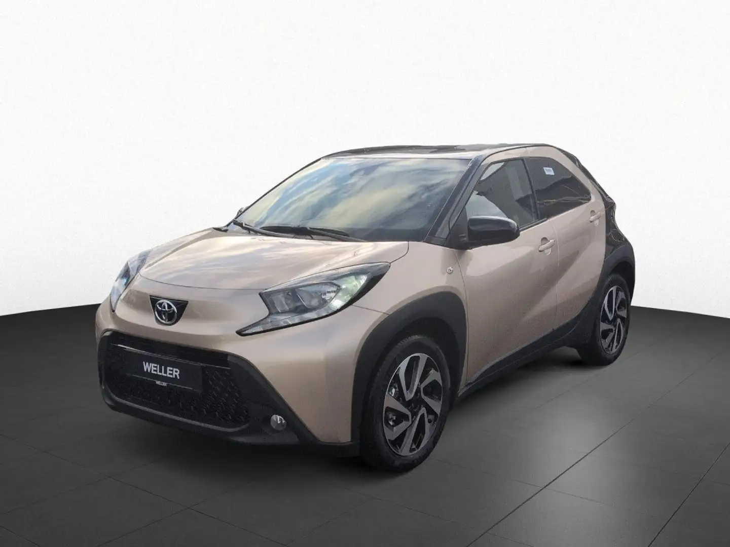 Toyota Aygo X 1.0 Teamplayer Bi-Tone ACC,Kamera,Shz,17" Beige - 1