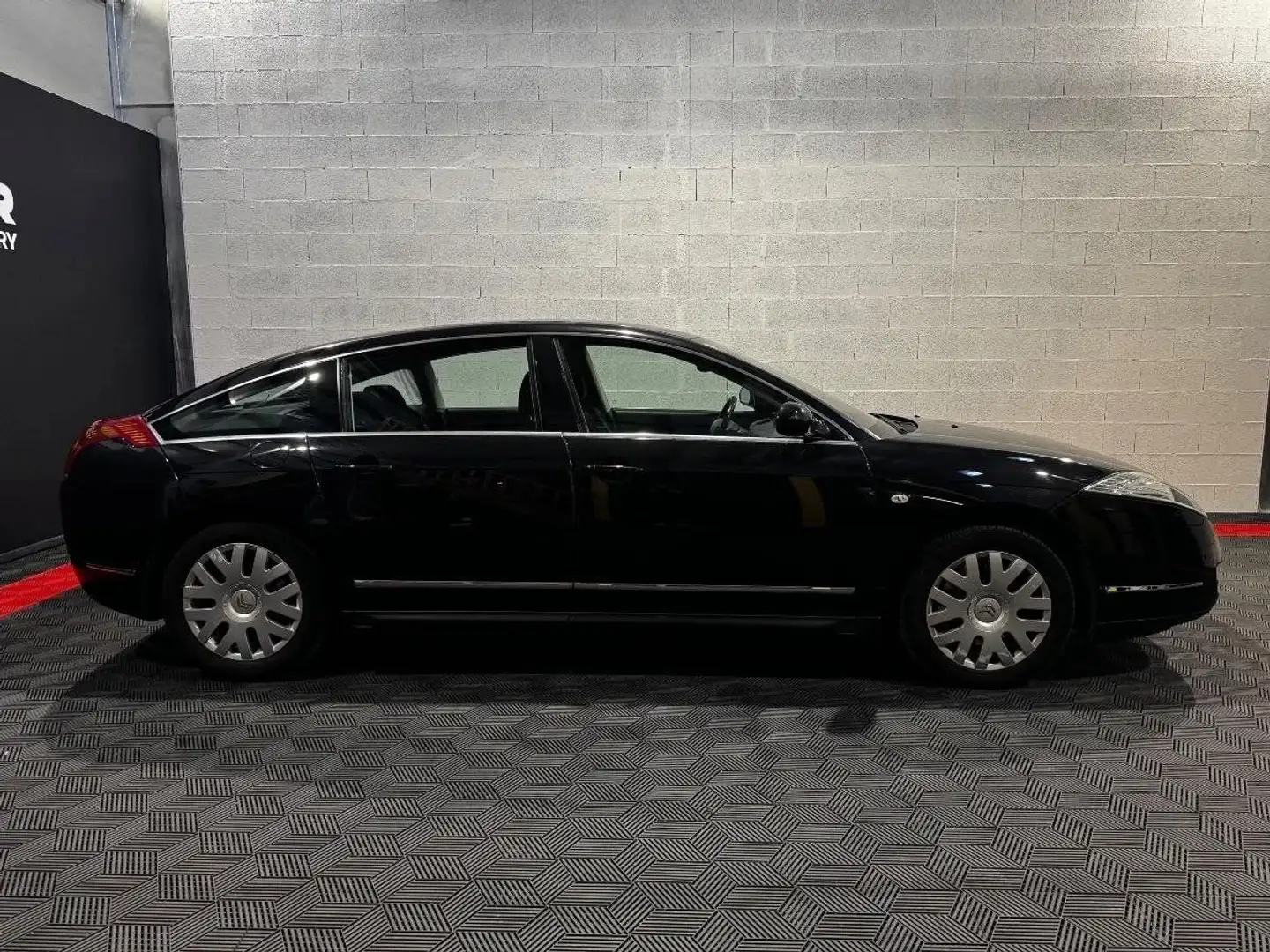 Citroen C6 2.2 HDI 170 LIGNAGE Schwarz - 2