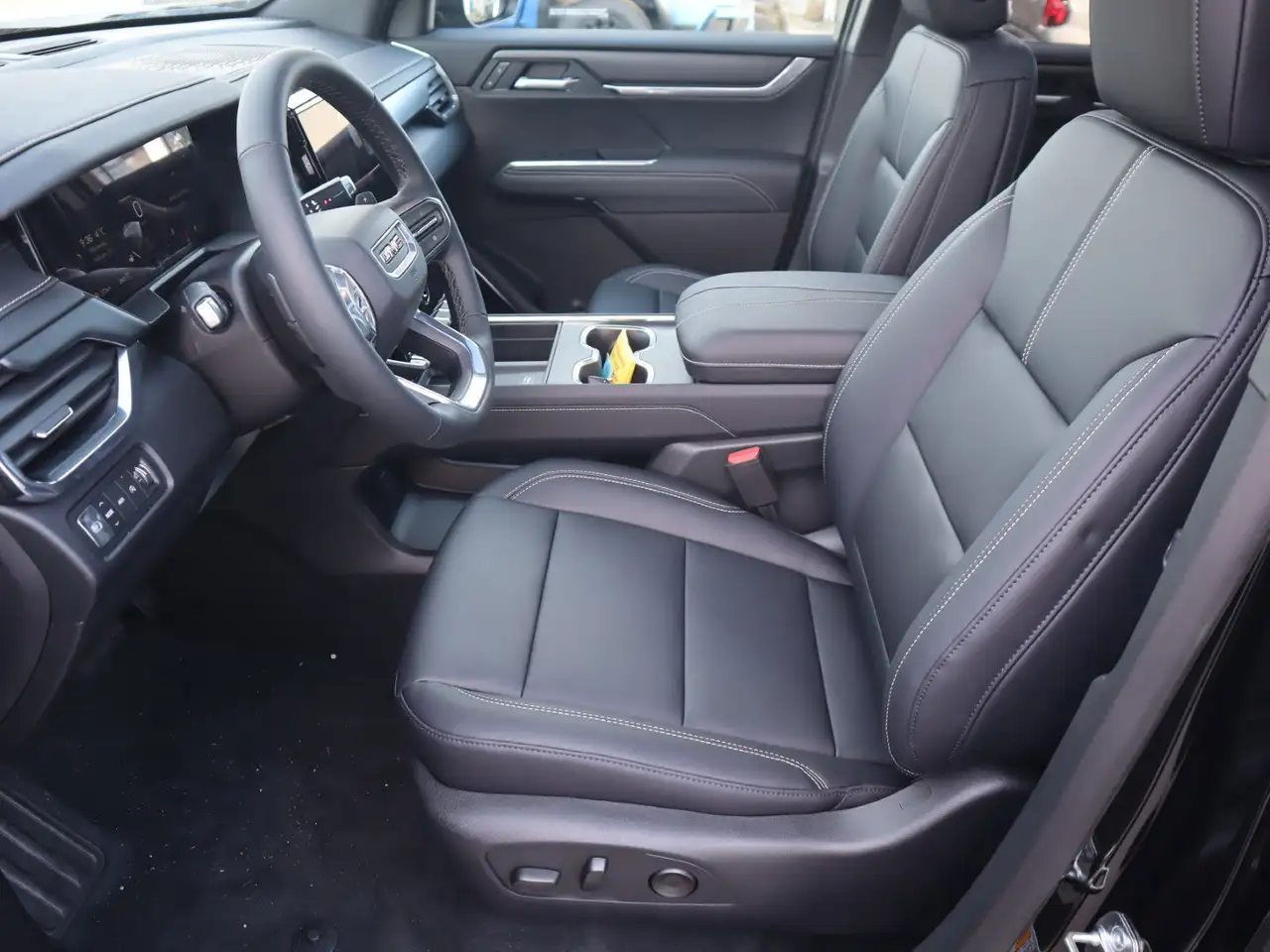 GMC Acadia снимка GMC Acadia