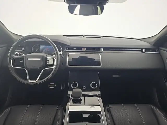Land Rover Range Rover Velar view 11