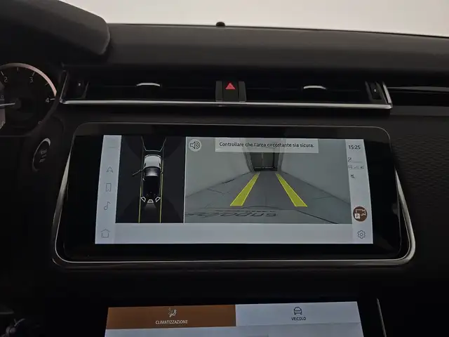 Land Rover Range Rover Velar view 12