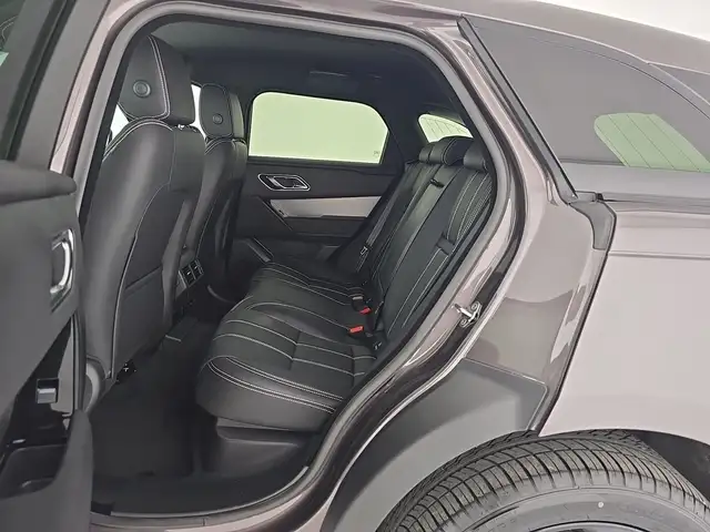 Land Rover Range Rover Velar view 10