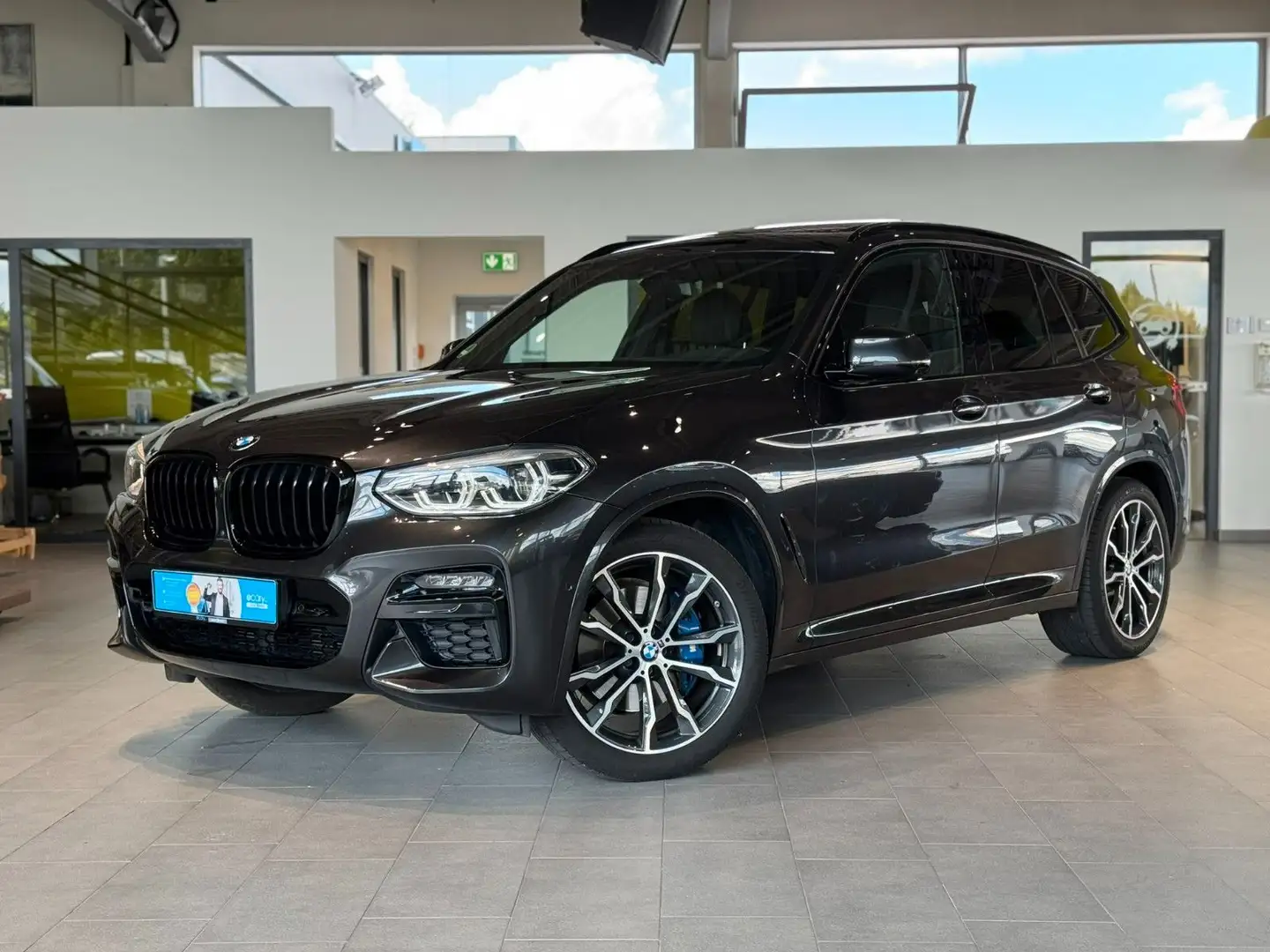 BMW X3 M i AHK*Surround View*Harman-Kardon*Pano* Grau - 1