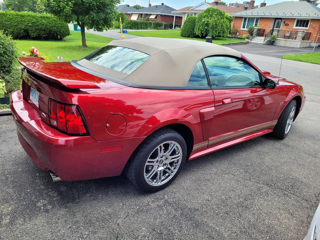 Ford Mustang снимка Ford Mustang