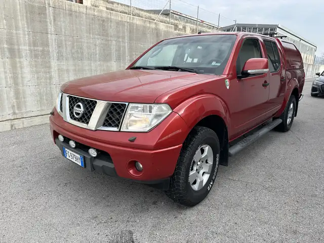 Nissan Navara Double Cab 2.5 dci 174cv