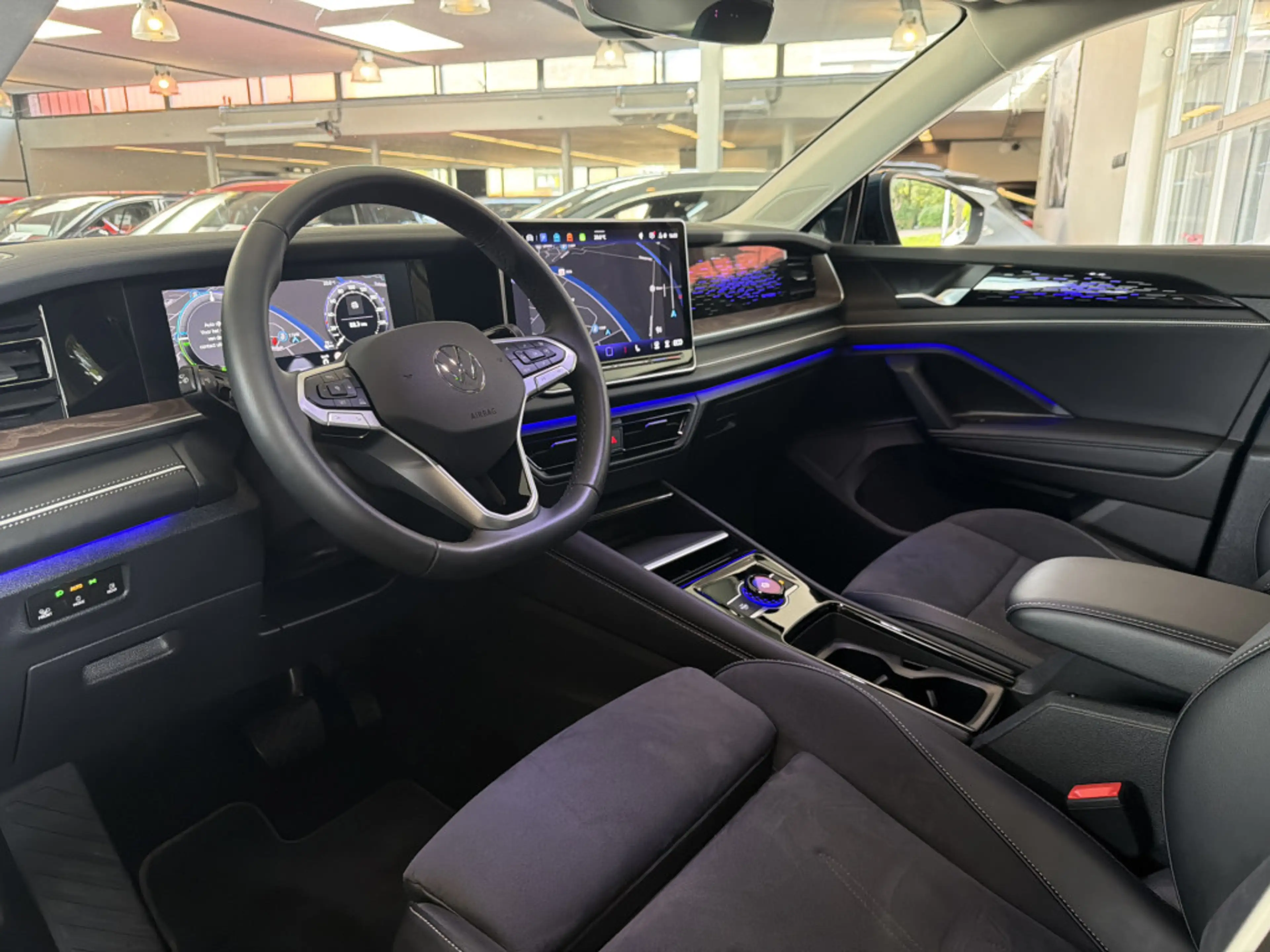 Volkswagen Tayron 1.5 TSI eHybrid 204PK DSG HYBRID ELEGANCE 360°CAME — photo 8