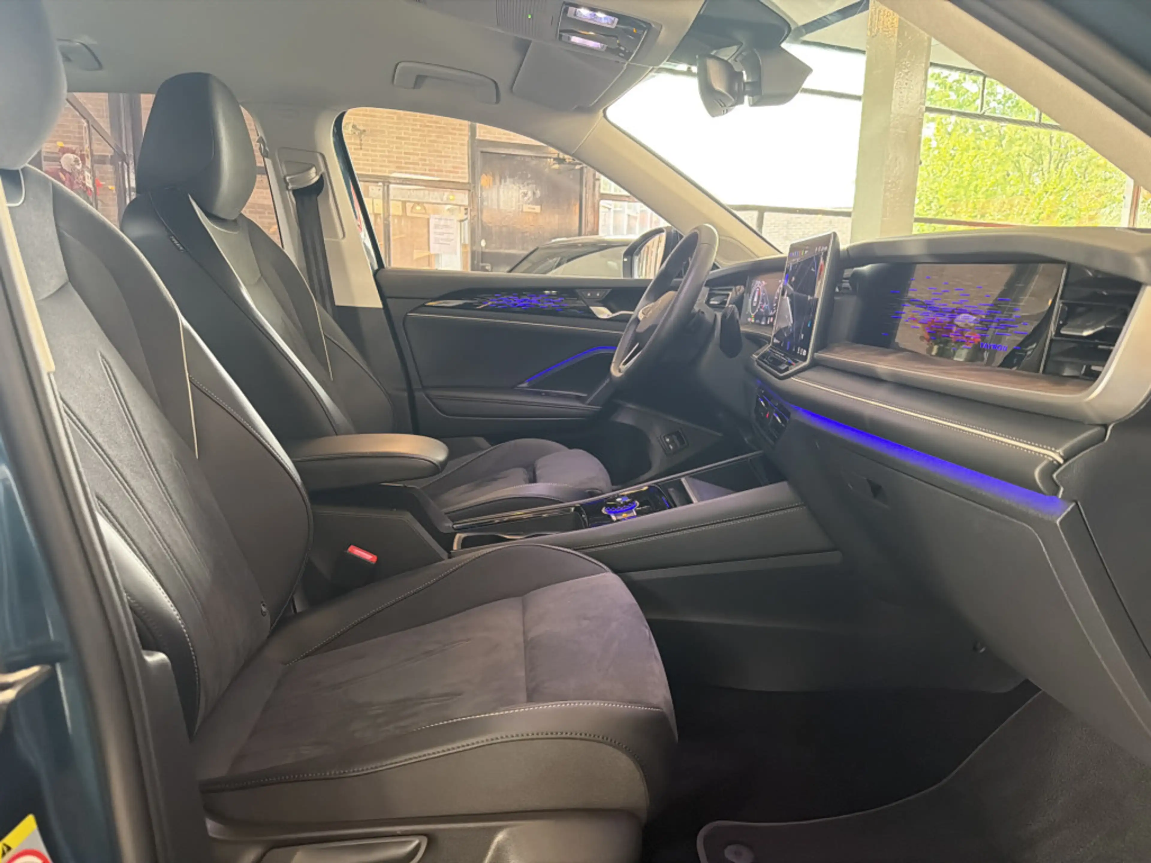 Volkswagen Tayron 1.5 TSI eHybrid 204PK DSG HYBRID ELEGANCE 360°CAME — photo 18