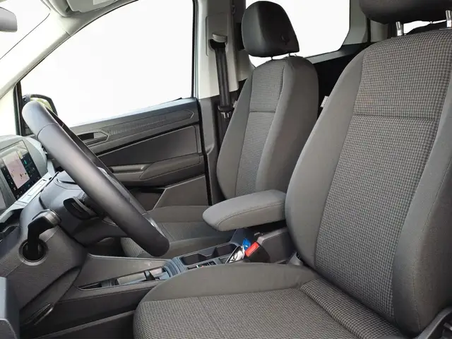 Volkswagen Caddy view 9