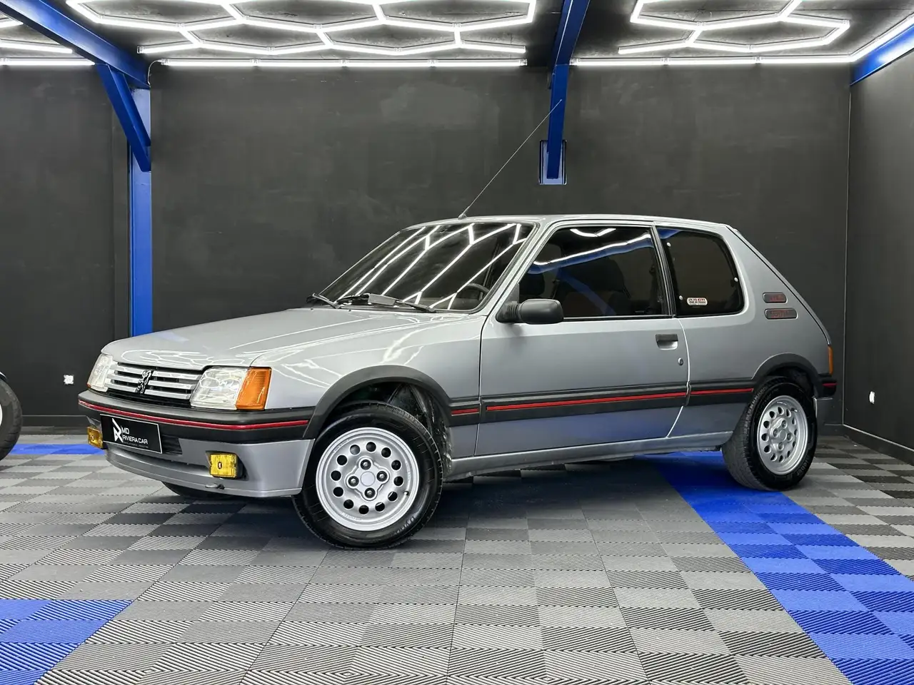 Peugeot 205