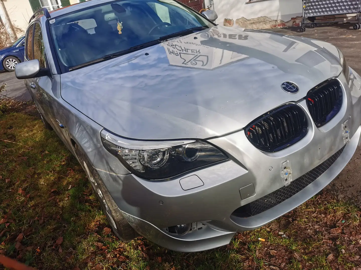 BMW 525 525xd Touring Silber - 2