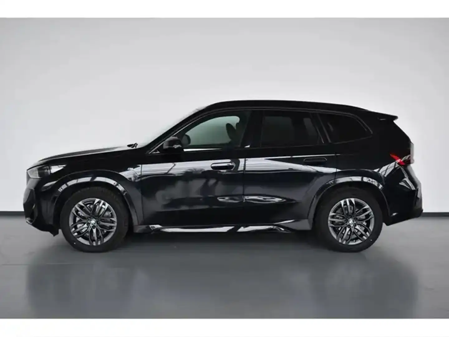 BMW X1 xdrive23i mhev 48V MSport auto/Pano/Sed el. Black - 2