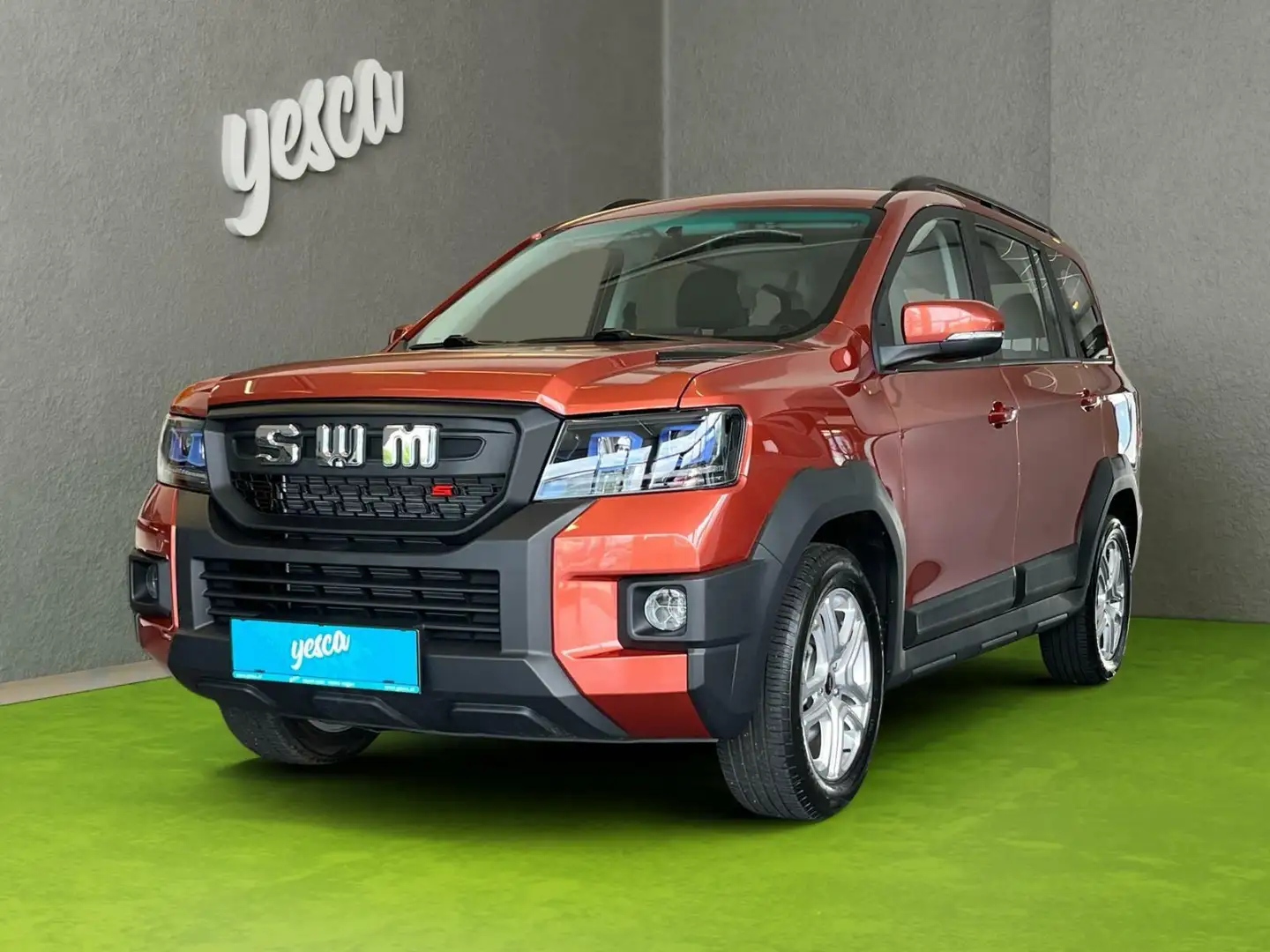 SWM G03F SWM G03 # 7 Sitze, Netflix, Android Arancione - 1