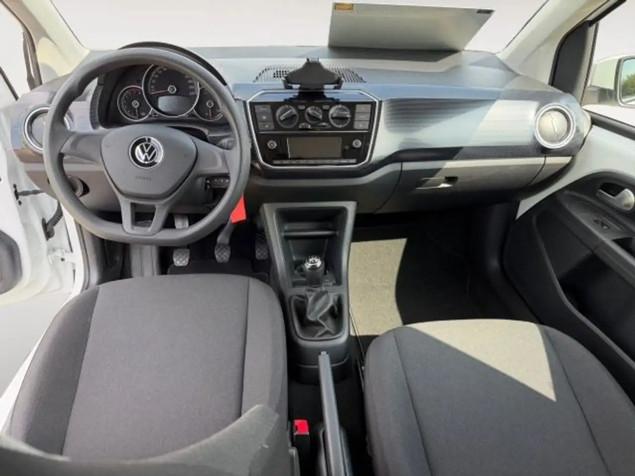 Volkswagen up! 1.0 SHZ., 10