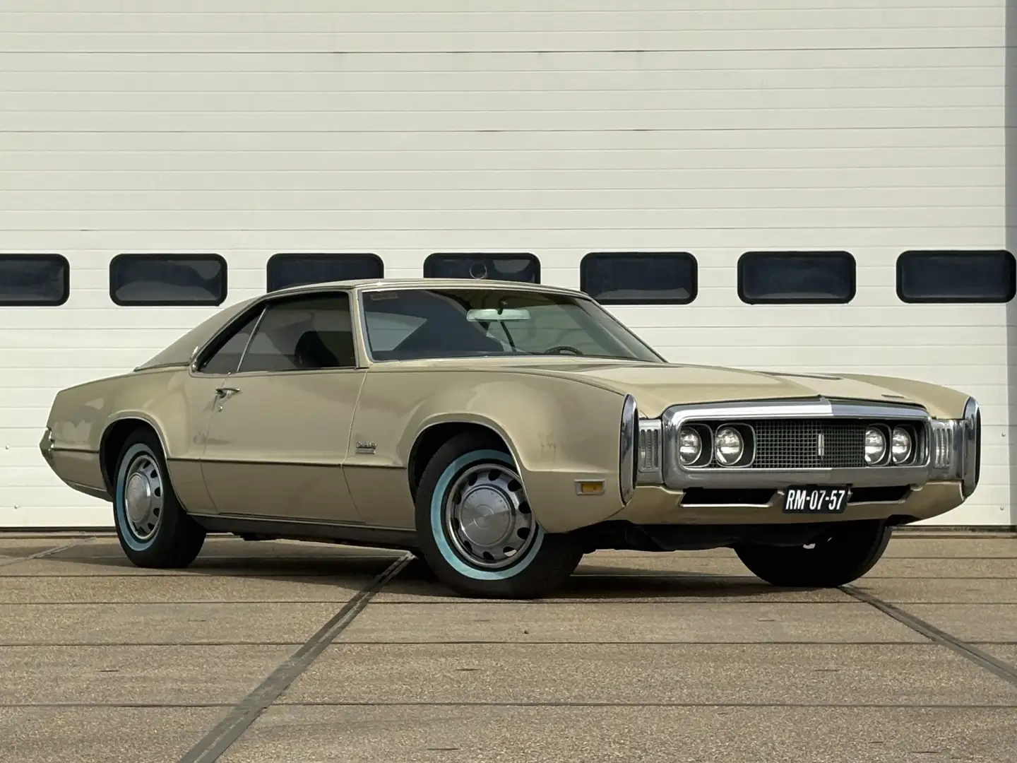 Oldsmobile Toronado 455 7.5 V8 | 1970 | NL Kent. | Beige - 1