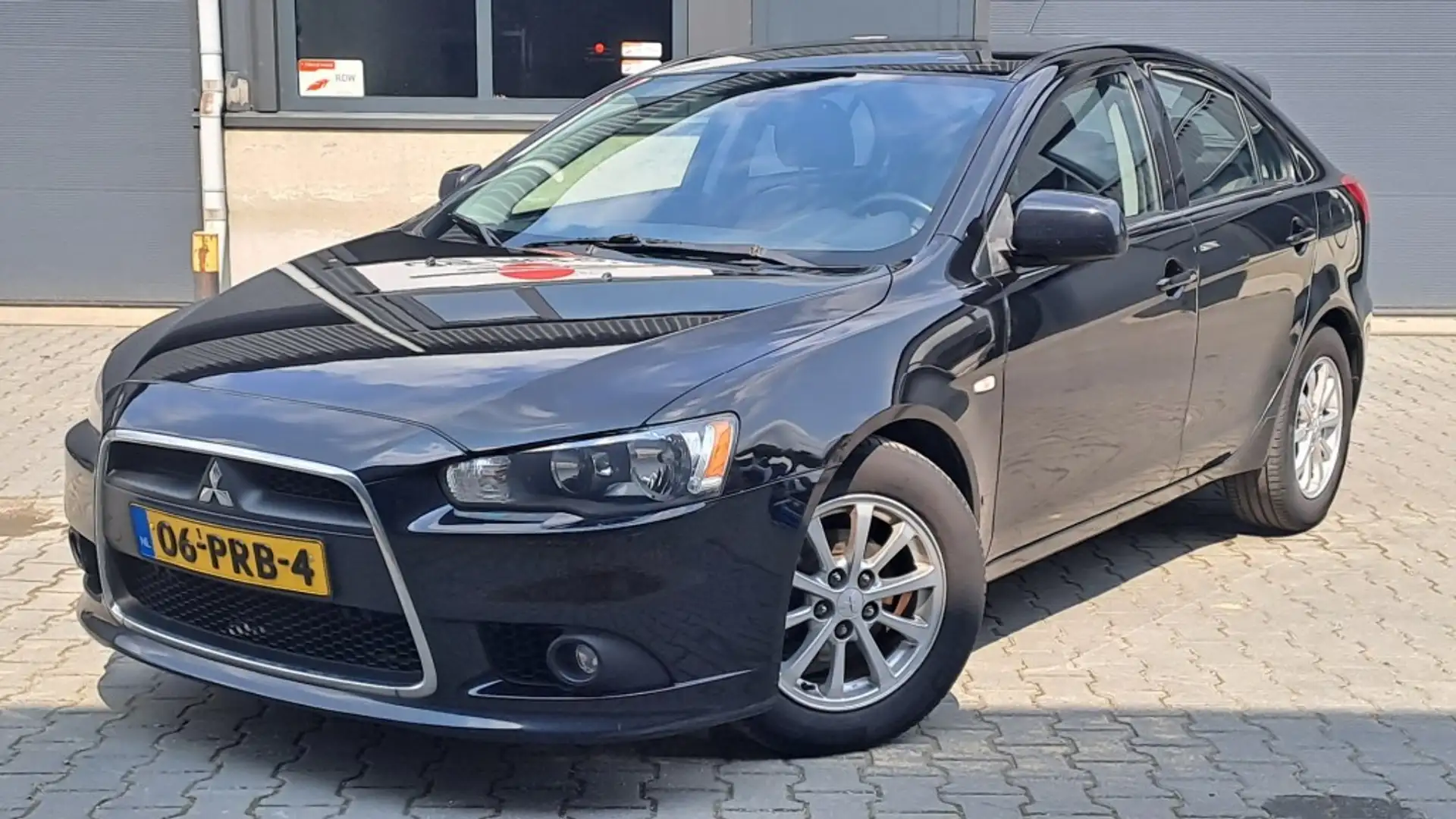 Mitsubishi Lancer 1.6 2011 5DRS Leder Keyless Nieuwe APK Fekete - 2