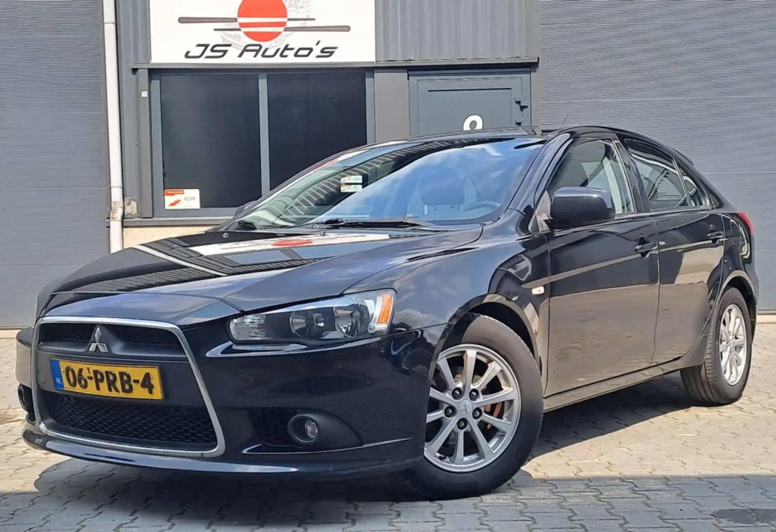 Mitsubishi Lancer 1.6 2011 5DRS Leder Keyless Nieuwe APK Fekete - 1