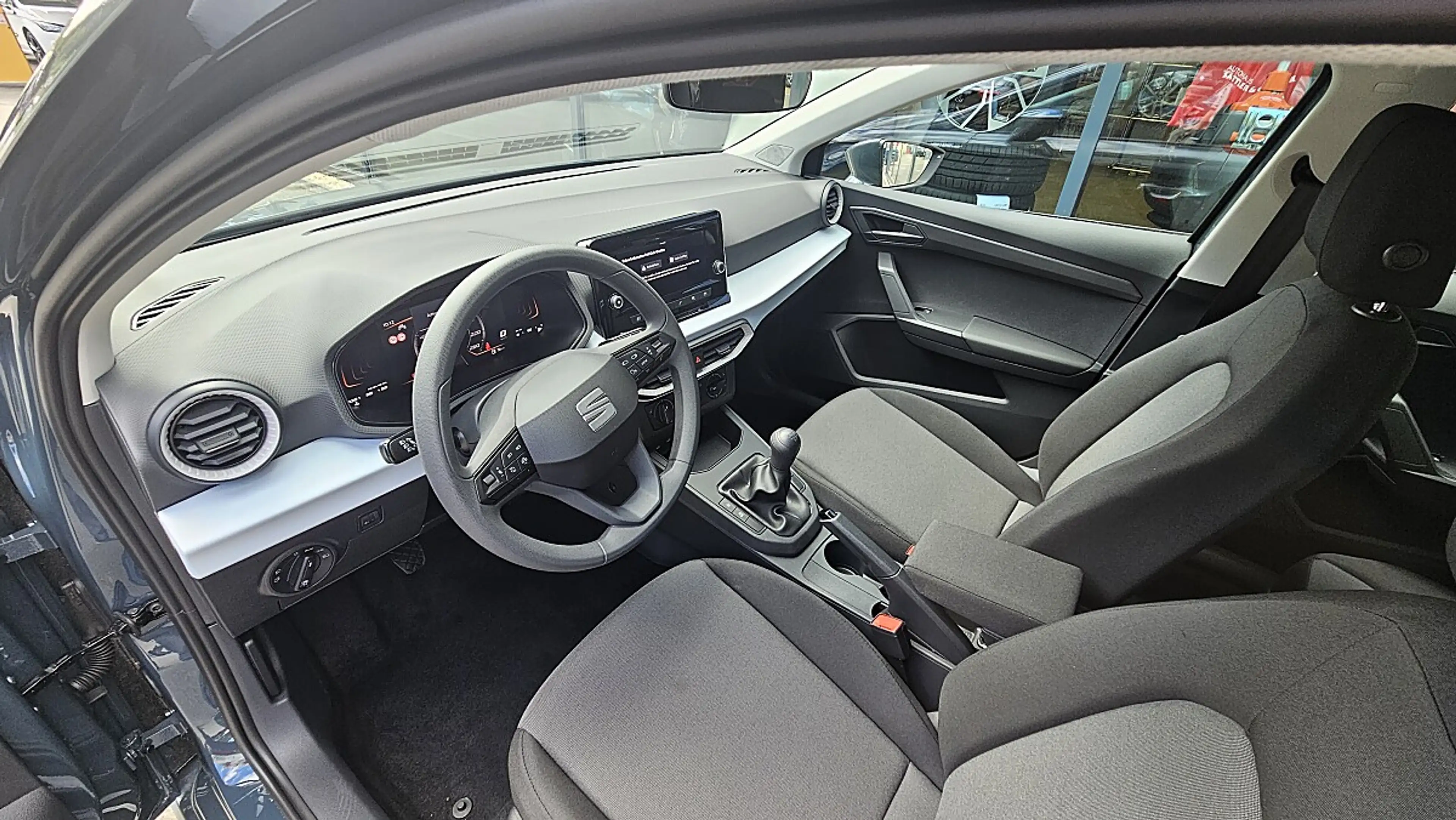 SEAT Ibiza 1,0 Reference Edition — photo 13
