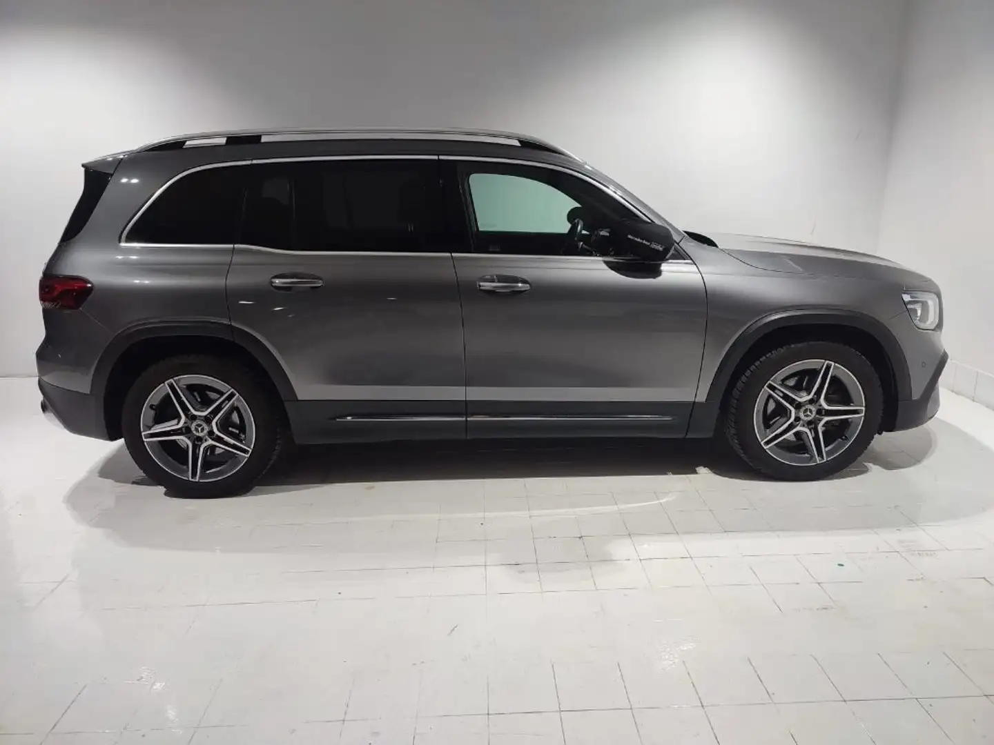 Mercedes-Benz GLB 220 d Automatic Premium + TETTO / FULL LED / LUCI AMB Grigio - 2