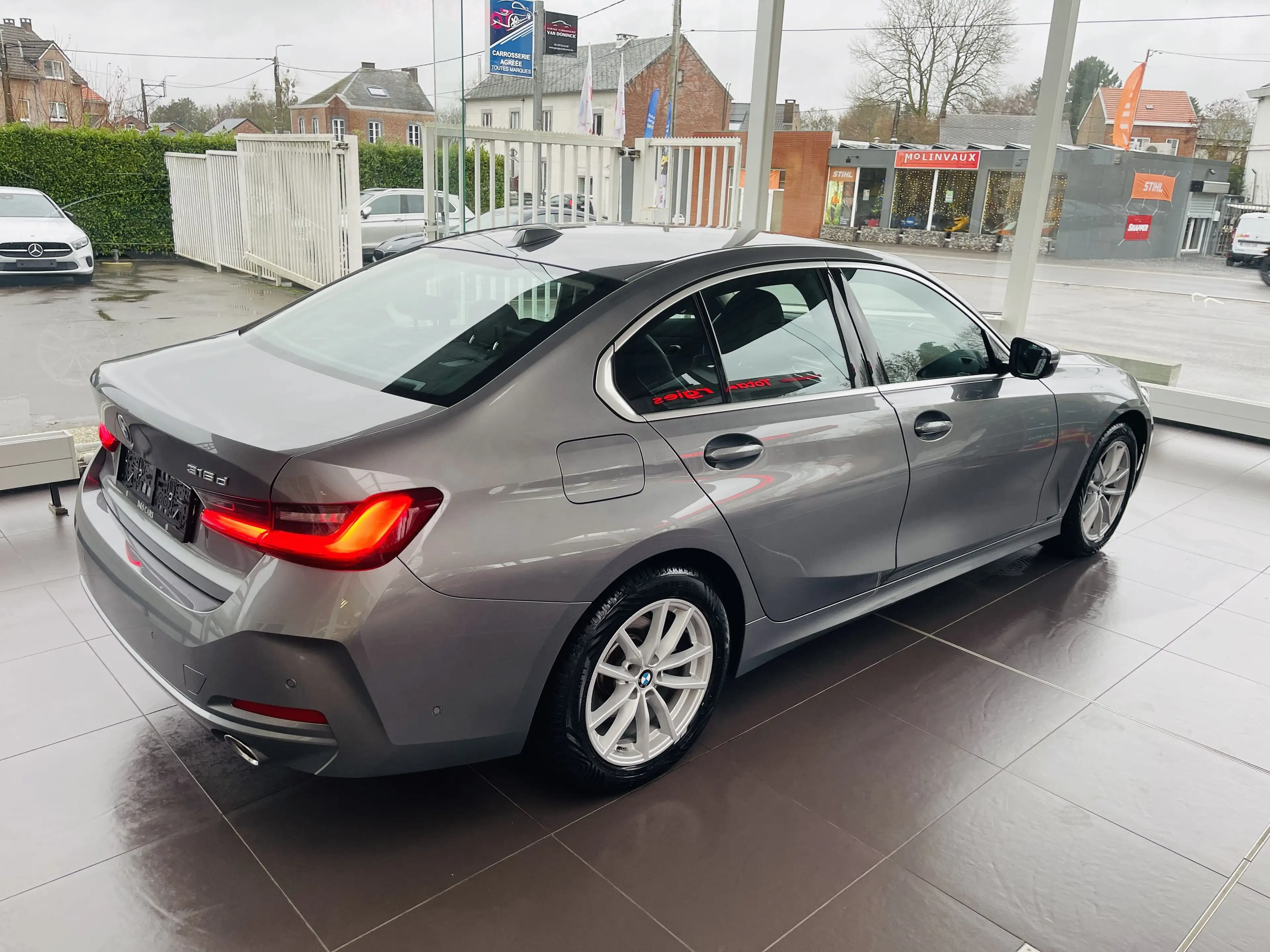 BMW 316 dA MHEV *** GARANTIE + LED + GPS + CUIR *** — photo 6
