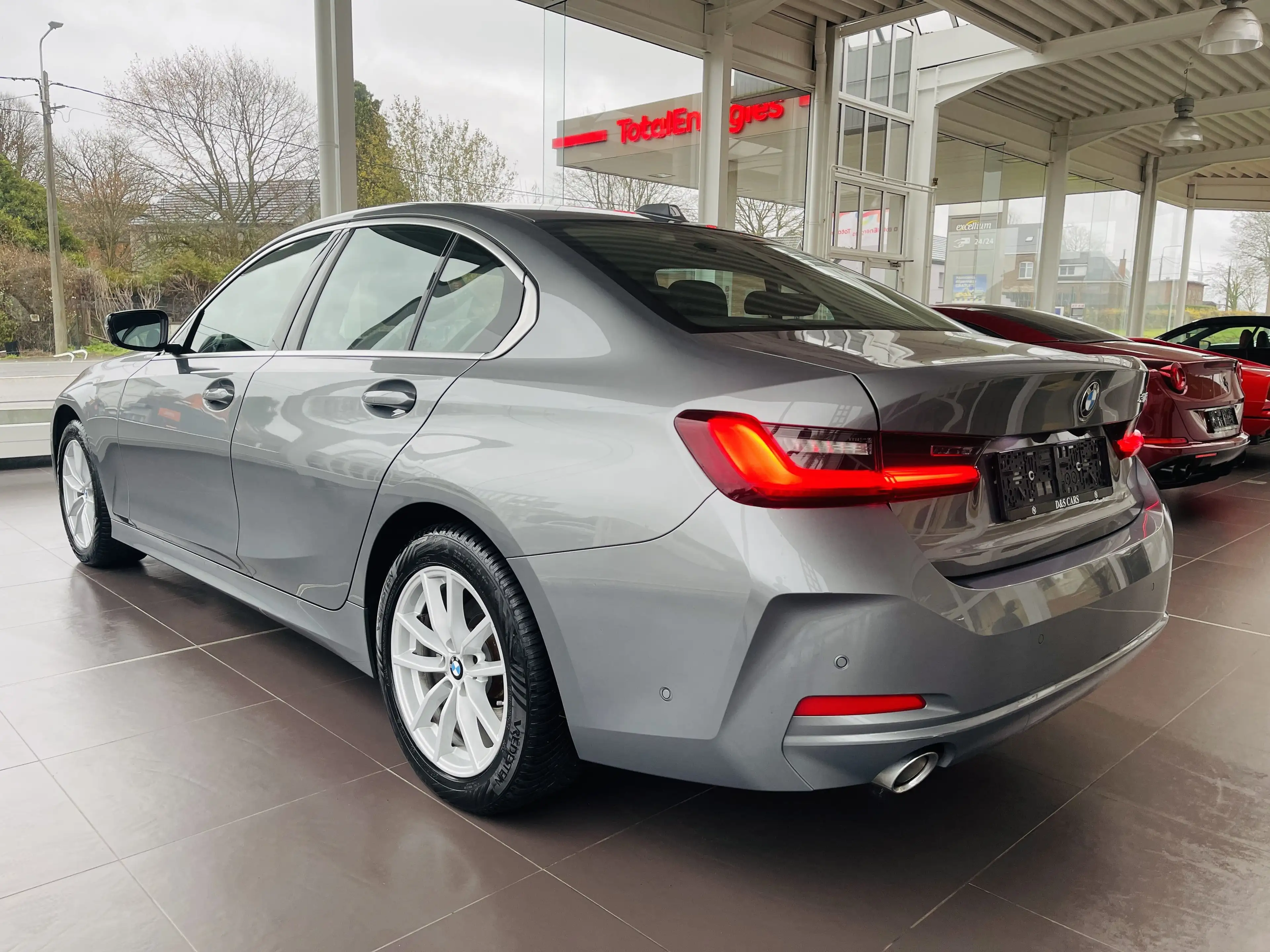 BMW 316 dA MHEV *** GARANTIE + LED + GPS + CUIR *** — photo 7