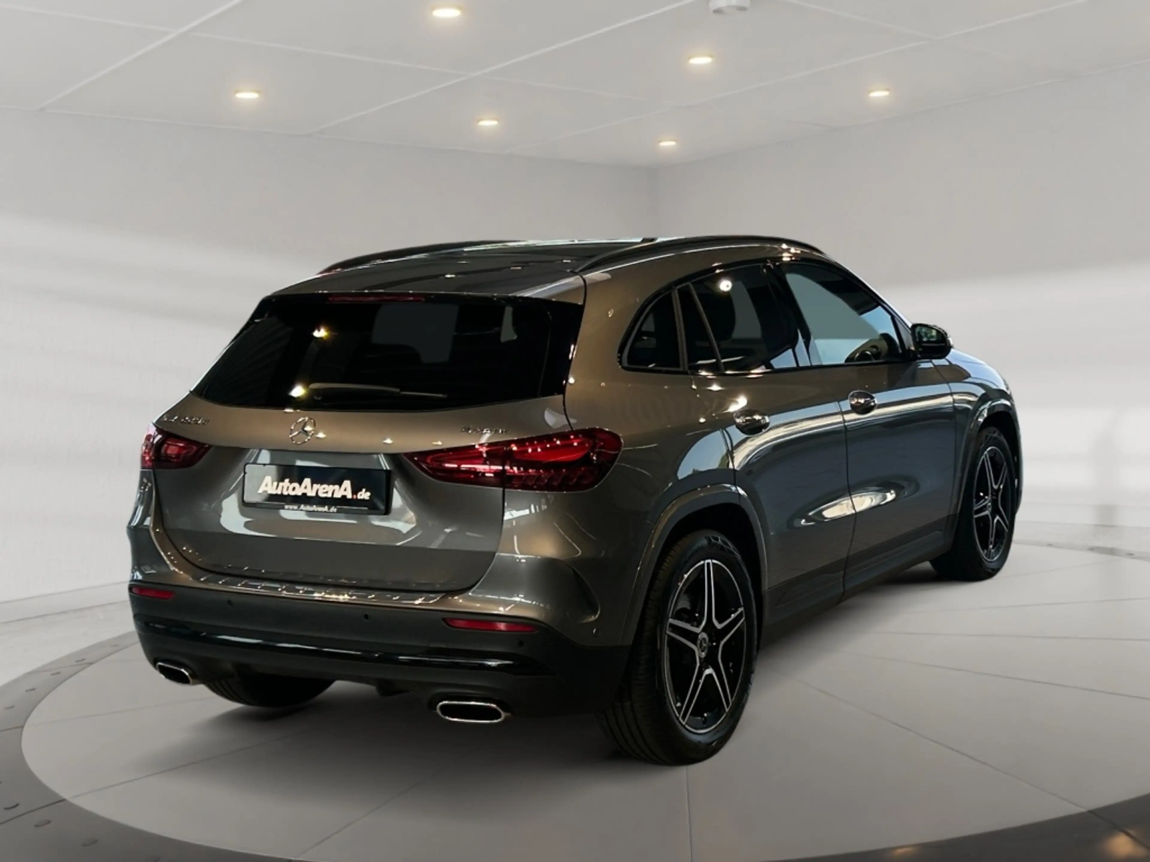 Mercedes-Benz GLA 220 d 4MATIC AMG+ILS+MBUX+Burm+MBeam+Night — photo 4