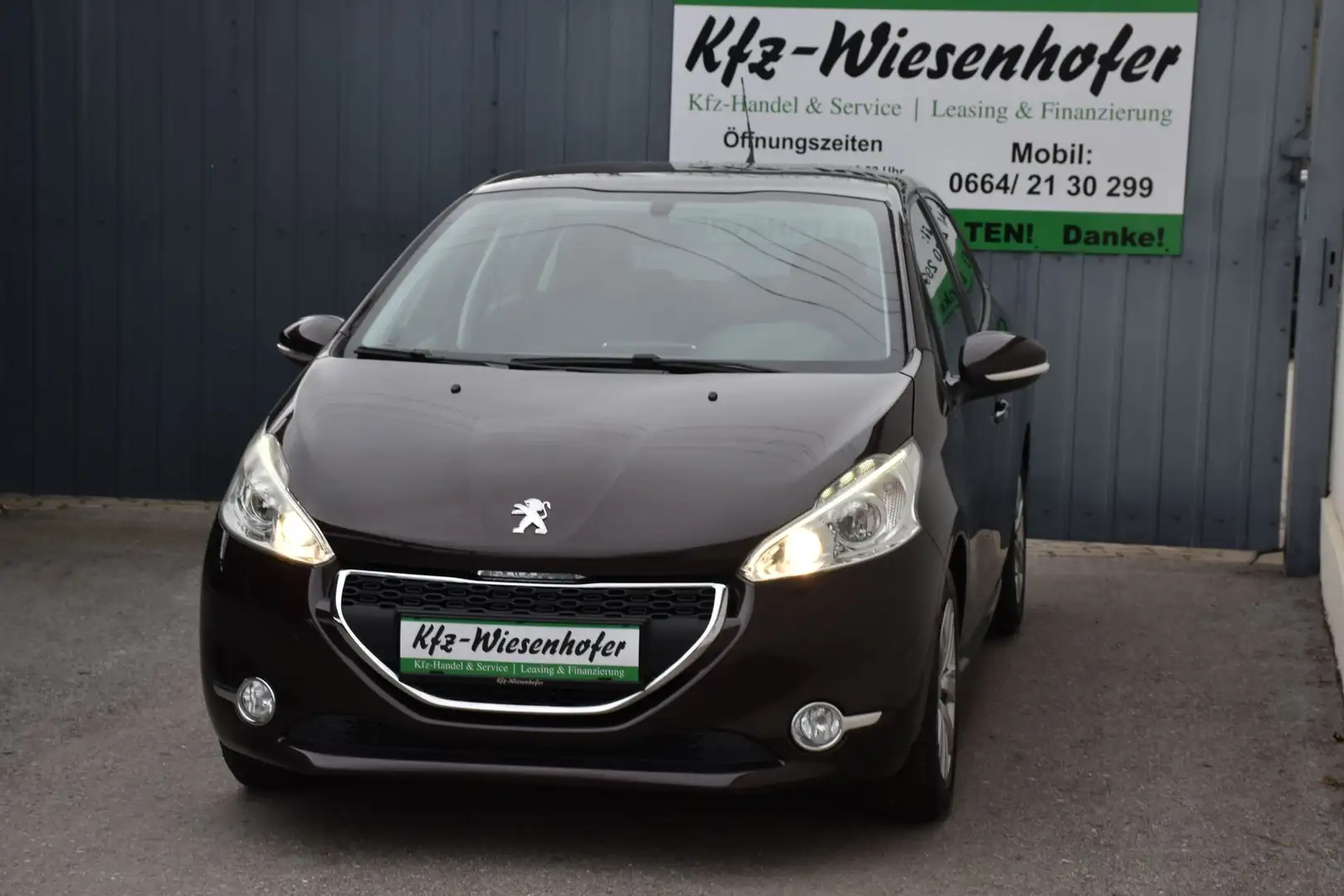 Peugeot 208 1.4 HDi 68 FAP Active / Service + Pickerl NEU / Schwarz - 2