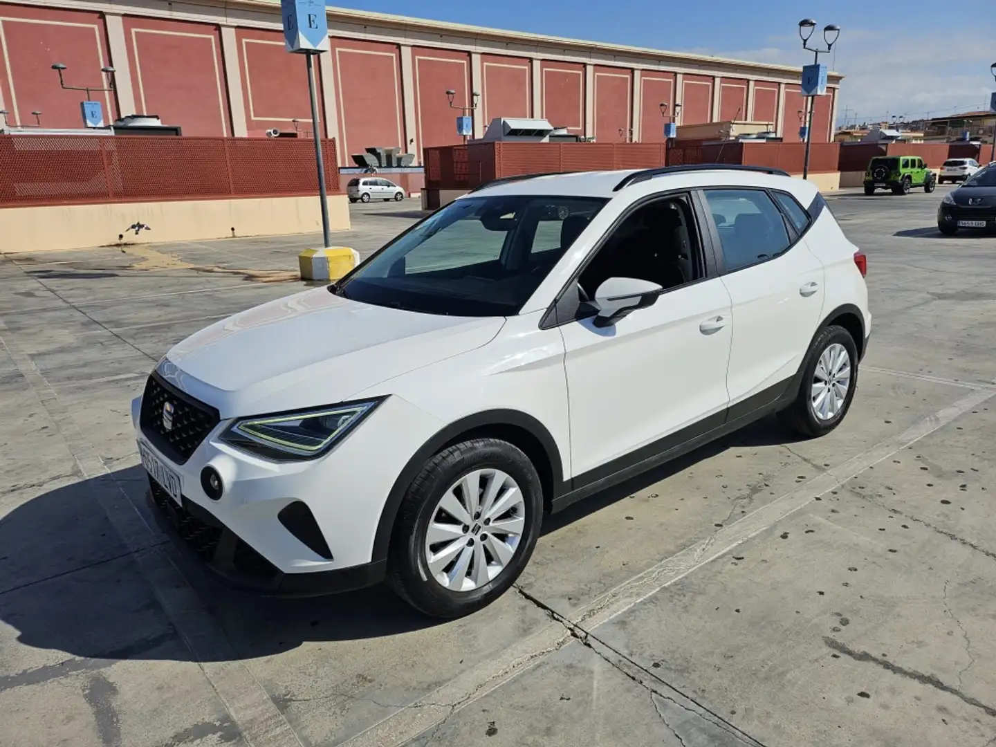 SEAT Arona 1.0 TSI S&S Style 110 Blanco - 1