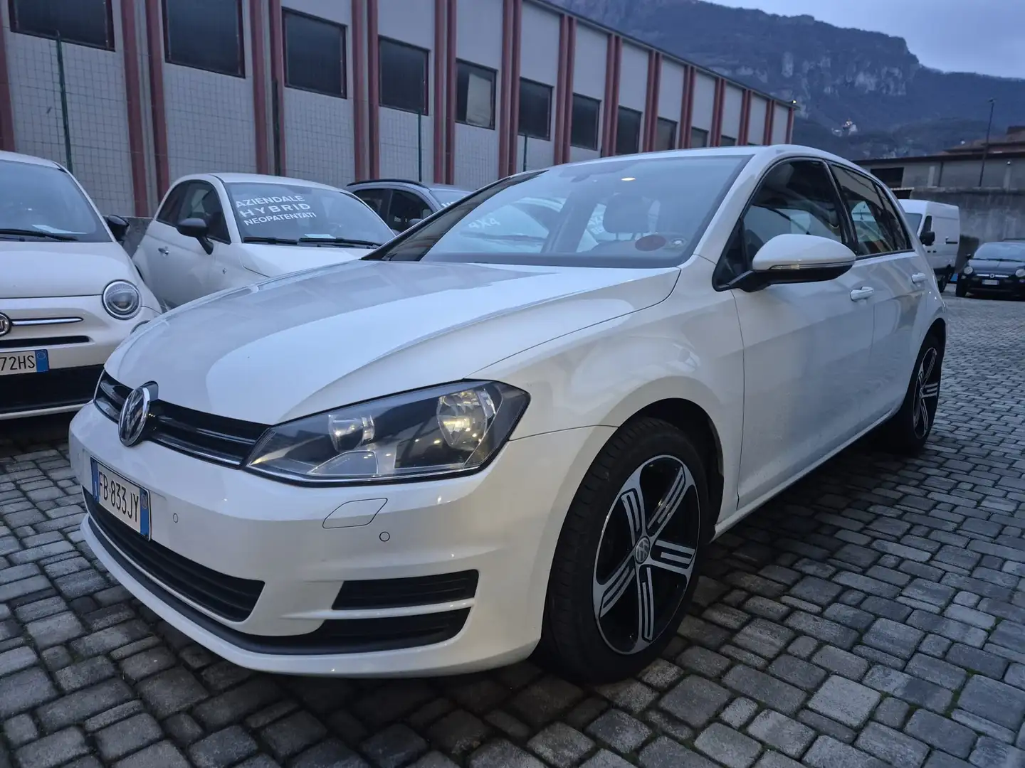 Volkswagen Golf Golf 5p 1.6 tdi (btdi) Comfortline 110cv Blanc - 2