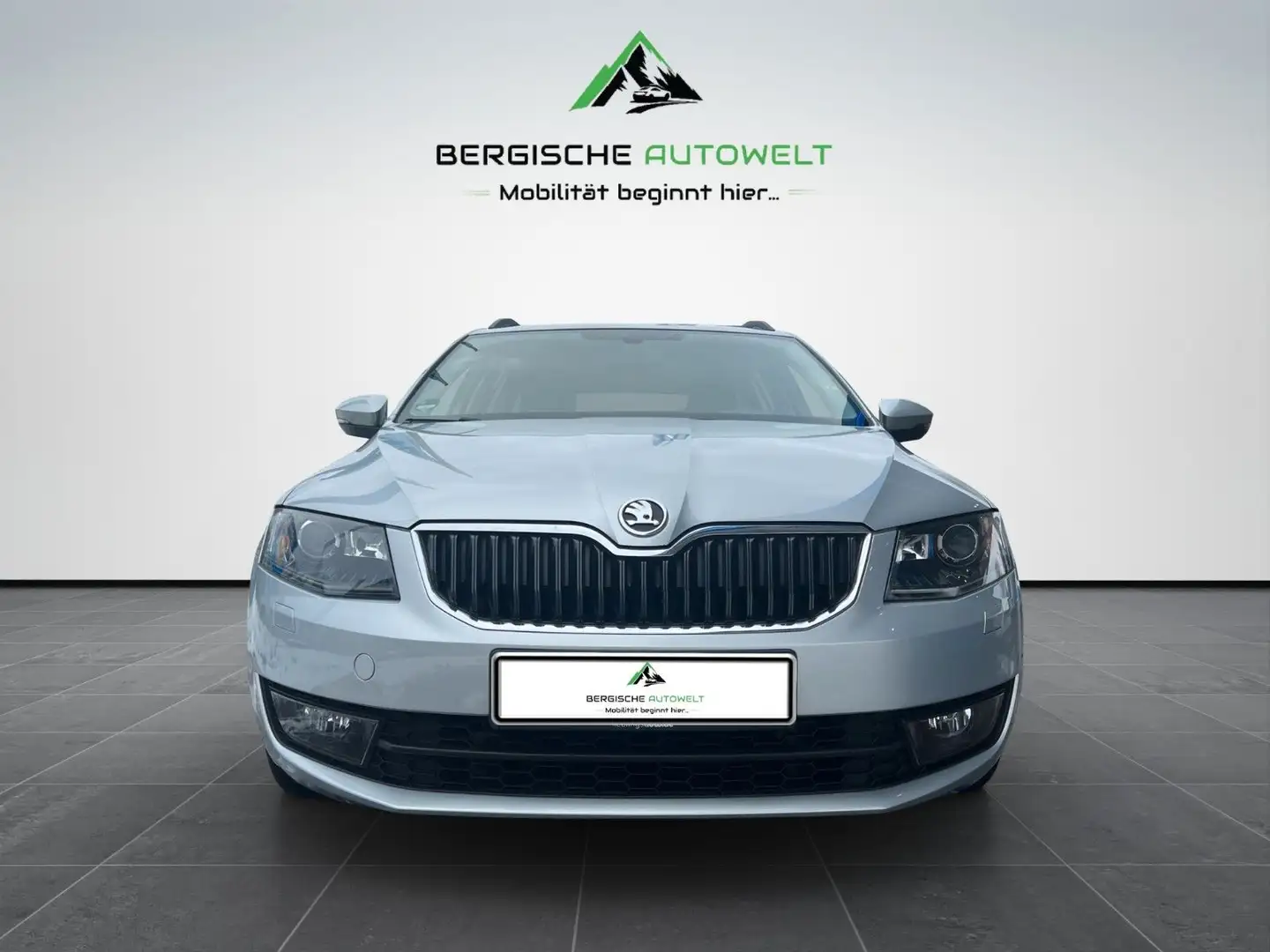 Skoda Octavia Elegance 1.8TSI/XENON/NAV/LEDER/TEMP/SHZ Silber - 2