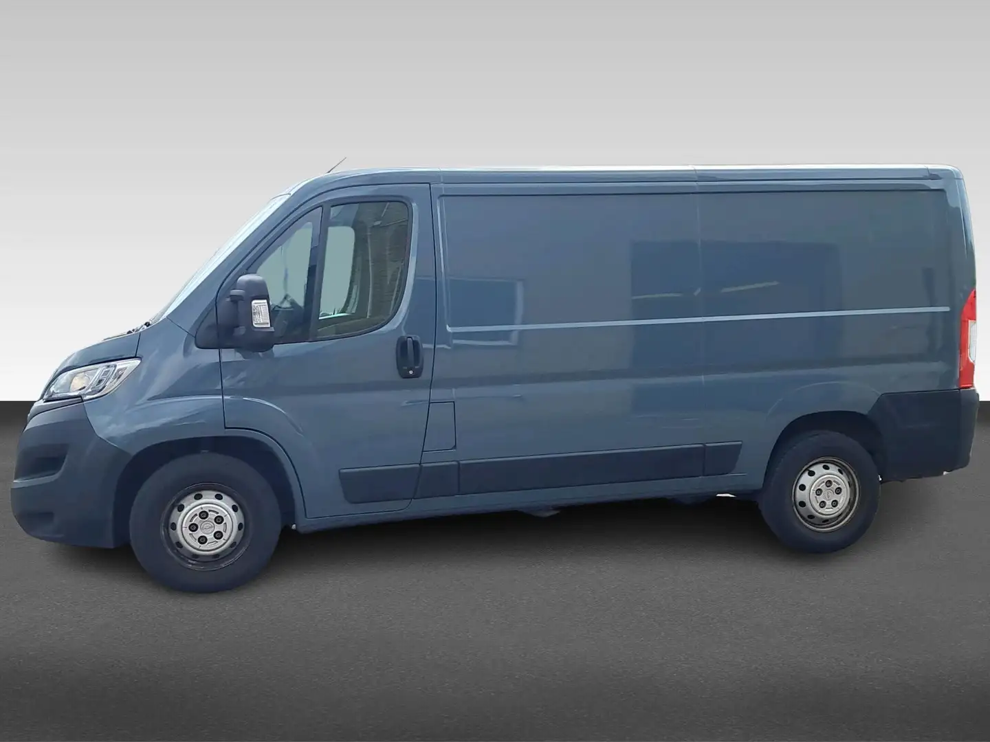 Opel Movano GB 2.2 Diesel 140pk L2H1 Zwaar 3.5T Edition / Navi Grijs - 2